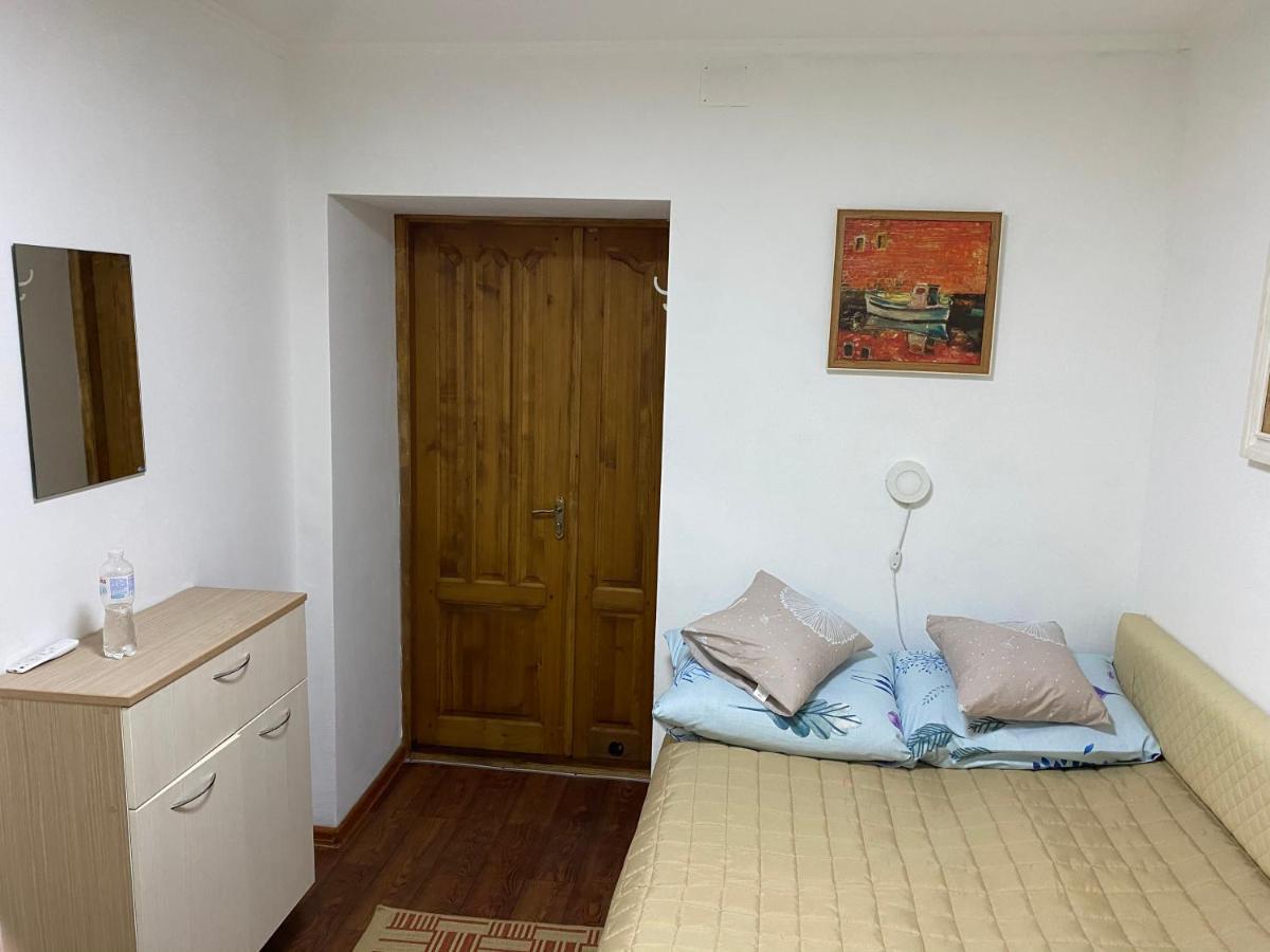 Artotrada Mini-Hotel Одесса Экстерьер фото