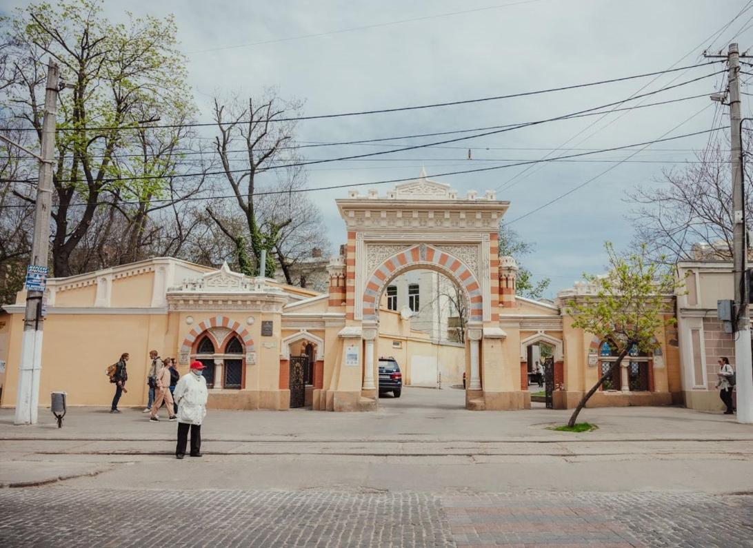 Artotrada Mini-Hotel Одесса Экстерьер фото